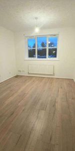 Richards Way, Slough, SL1 - Photo 4