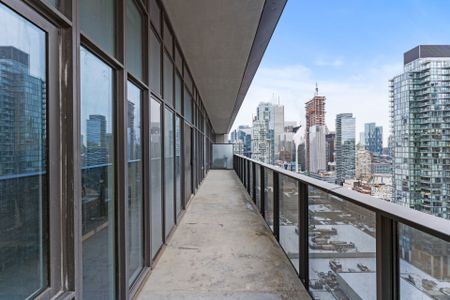 For Lease - 330 Richmond Street Unit# Ph 02, Toronto, Ontario - Photo 4