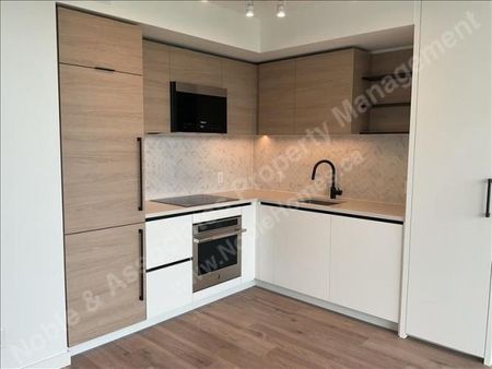 1XXXX 105 Avenue 1003 Surrey - Photo 2