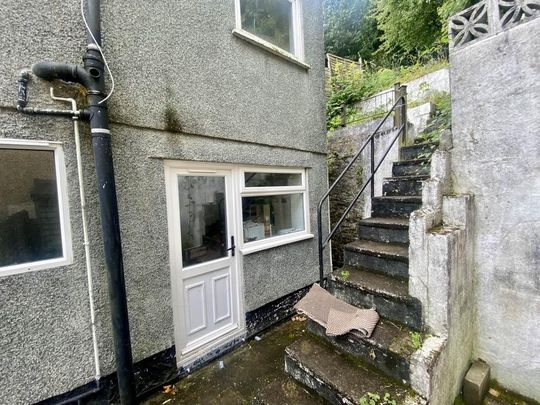 2 bedroom house to rent - Photo 1