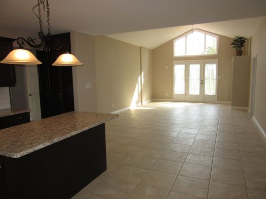 For Lease - 11981 MORRIS Road, Niagara Falls, Ontario - Photo 1