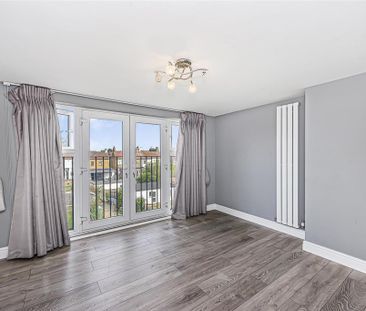 4 bedroom terraced house to rent - Photo 1