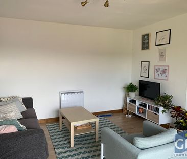 Location Appartement 3 pièces 66m² - Photo 2