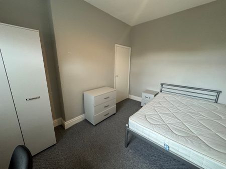 Heworth Road, Heworth - P10424 - Photo 3