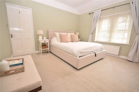 11a, Ashtofts Mount, Guiseley, Leeds, West Yorkshire, LS20 9DB - Photo 4