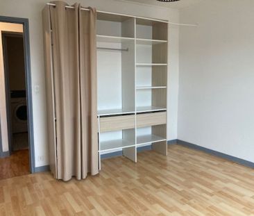 SPACIEUX TYPE 2 EN HYPER CENTRE VILLE PARKING FACILE - Photo 3