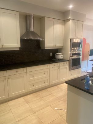 For Lease - 97 Verdi Road, Richmond Hill, Ontario - Photo 1