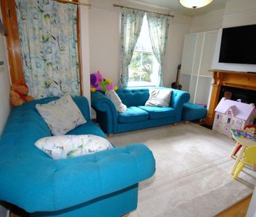 2 bedroom cottage to rent - Photo 1