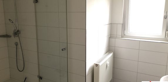 *1 Zimmer - gepflegtes Anwesen - Kücheneinrichtung - Duschbad mit Fenster - Stellplatz a.W.* - Foto 2