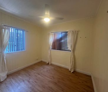 “Two bedroom available in the heart of Fairfield!” - Photo 2
