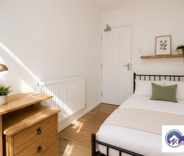 1 Bedroom Room in Flat Share To Rent - Photo 1