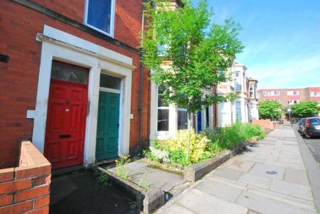 2 Bed - Coniston Avenue, Jesmond - Photo 5