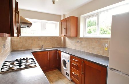 2 bedroom apartment to rent - Photo 4