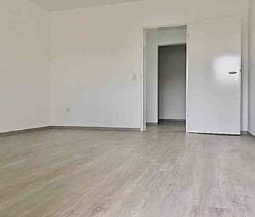 Einbauküche inklusive! 3,5-Zimmer-Wohnung in grüner Lage! - Photo 3