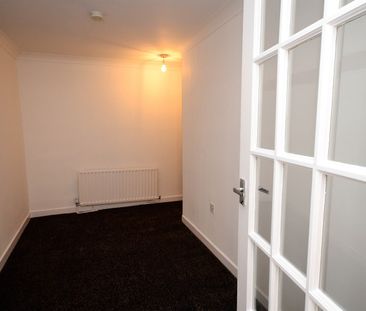2 bed flat to rent in Norham Terrace, Jarrow, NE32 - Photo 5