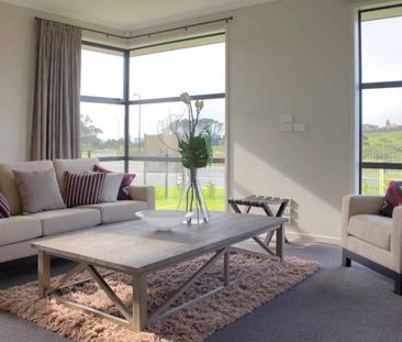 3 Bedrooms, Study, Family Home - Photo 2
