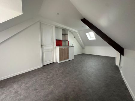 Location Appartement 1 pièce 9m² OCTEVILLE 50130 - Photo 3