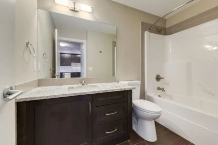 The Laurier — One Bedroom Suites - Photo 5