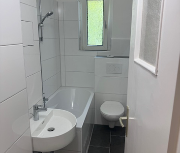 Top 1-Zimmer-Wohnung mit Tageslichtbad und großer Küche! - Photo 2