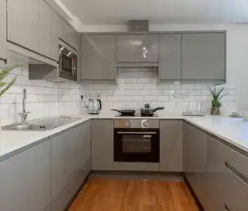 Premium Ensuite - Photo 6