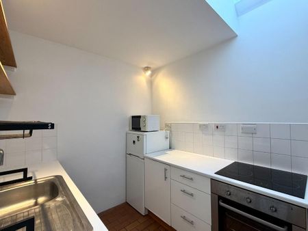 Studio to rent - Photo 5