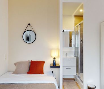 ST SEVER L Roommate 4 Bedrooms at Rouen - Photo 2
