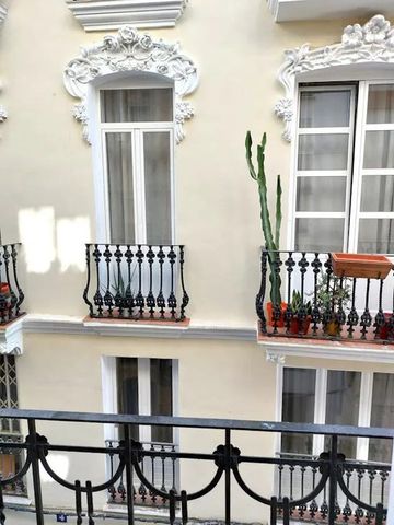 Carrer de Palomar, Valencia, Valencian Community 46001 - Photo 2