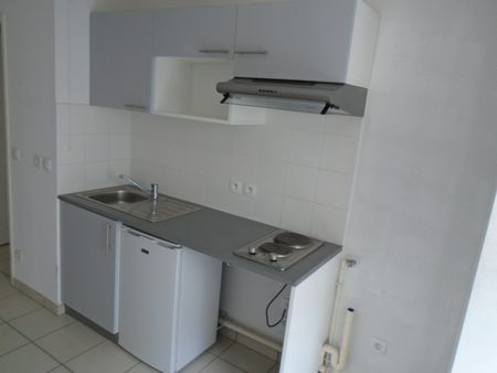Location Appartement 2 pièces 41m² BEGLES 33130 - Photo 2