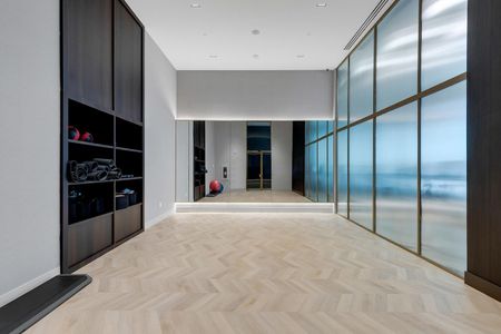 950 Rue Saint-Antoine O, Montréal, QC - Photo 3