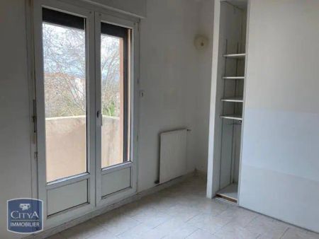 Appartement à louer 4 pièces 71.31m² - Photo 2