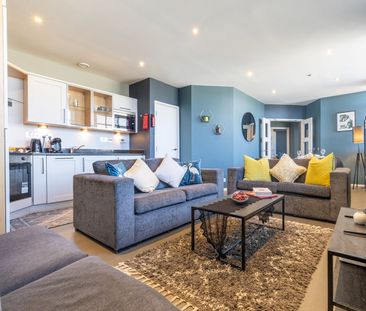 2 Bed Flat, North Street, BN1 - Photo 1