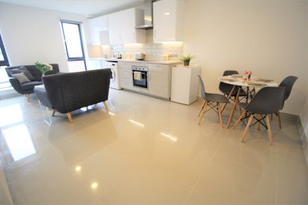 Flat 14, Westmount, LS2 9NZ, Leeds - Photo 2
