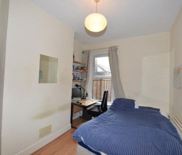 4 bedroom terraced house to rent - Photo 2