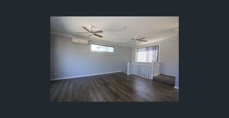 Tastefully Presented Two Bedroom Half-House - Photo 3