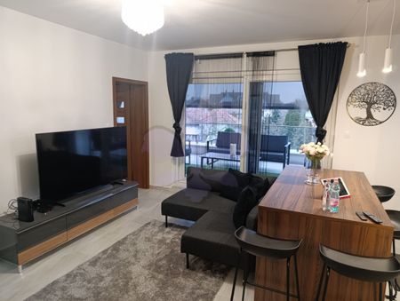 Flat with terrace for rent - Fotó 2