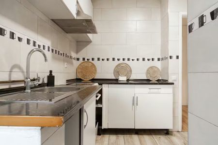 Calle de Emilio Ferrari, Madrid, Community of Madrid 28017 - Photo 4