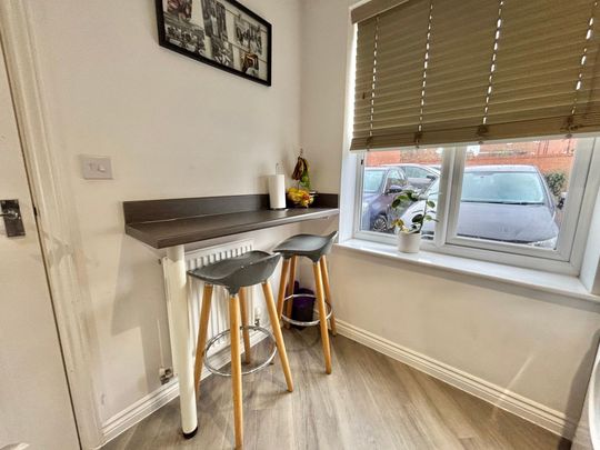 Broome Way, Galley Common, CV10 - Photo 1