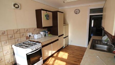 1 Bed Flat, Grange Road, HA1 - Photo 4