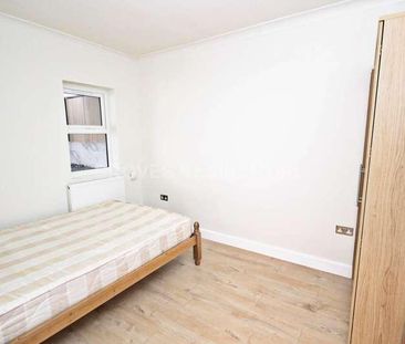 Burlington Road, New Malden, KT3 - Photo 2