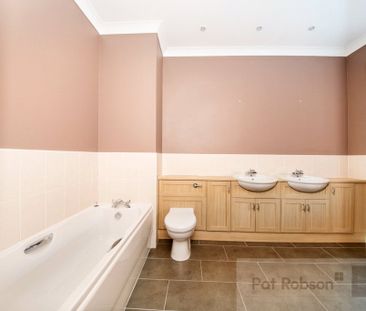 Featherstone Grove, Gosforth - Photo 5