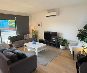 Clifton Hill - Photo 1