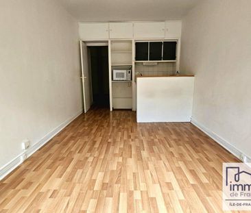 Location appartement studio 1 pièce 19 m² à Rocquencourt (78150) Sa... - Photo 1