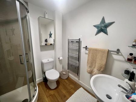 1 bedroom apartment to rent - Photo 2