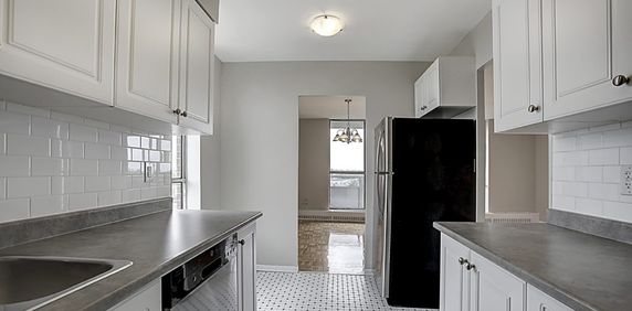 Steven Tower - Photo 2