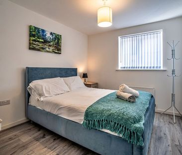 Aldridge Square - Photo 4