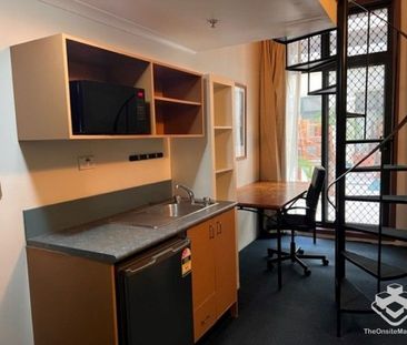 ONE BEDROOM LOFT UNIT - Photo 3