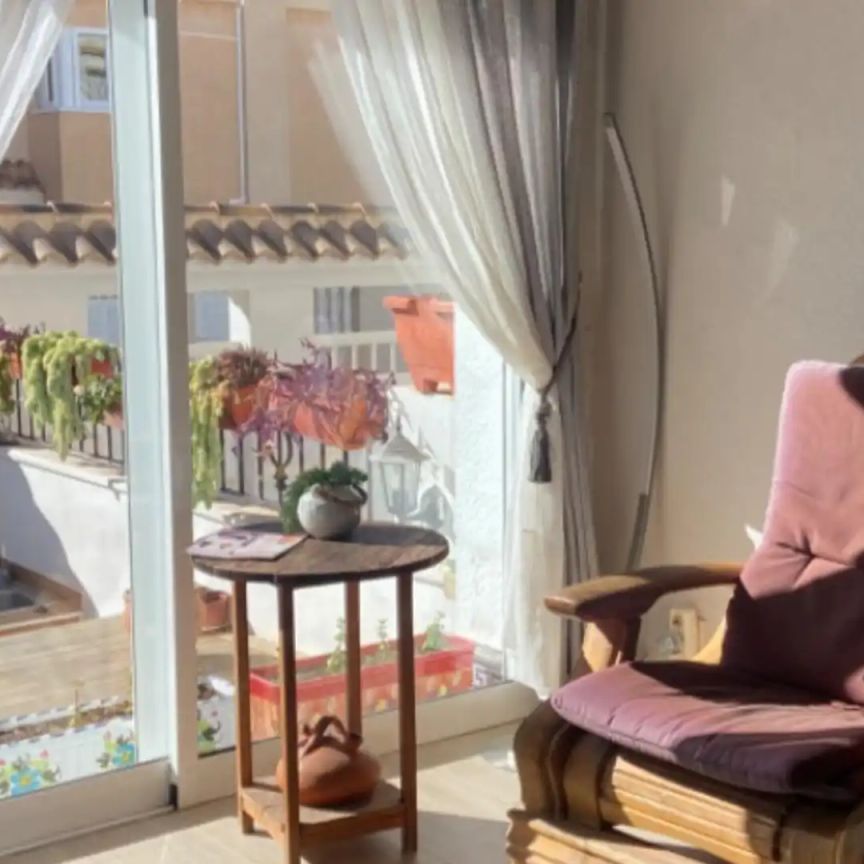 Casa adosada de alquiler en Calle de Luscinda, 35, Aguas Nuevas - Foto 1