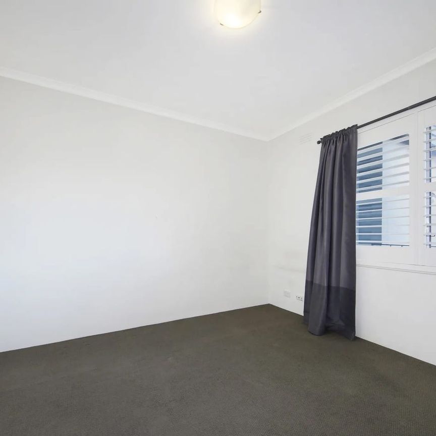 LIGHT FILLED TWO BEDROOM APARTMENT - Photo 1