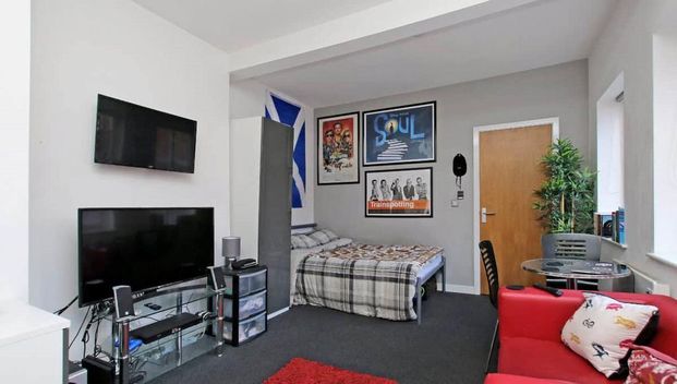 Studio to rent - Photo 1