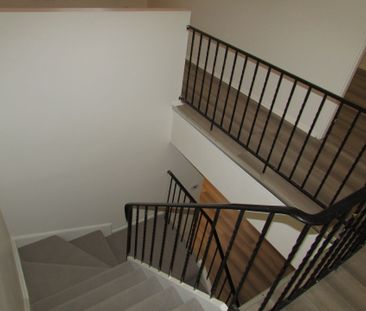 For Lease - 2001 Bonnymede Drive Unit# 213, Mississauga, Ontario - Photo 2